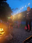 Cozy riverfront cabin with hot tub! - Chalets