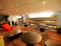 Kangaroo Inn Hotels in Perth