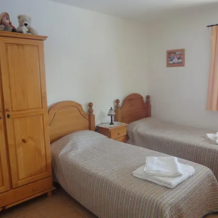 Luxury Secluded Villa - Large heated pool Aircon in main bedroom - fibre wifi