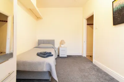 Thornbury Guest House Room 6