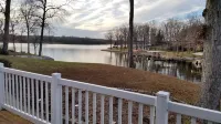 Lake of Egypt waterfront home Hotels in Creal Springs