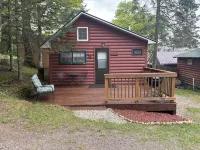 Beautiful Sunset Lake cabin rental
