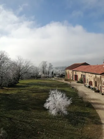 Domaine de Savignac Отели в г. Шайяк-Сюр-Вьен