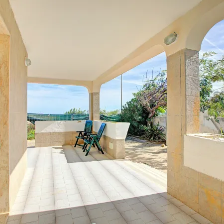 Villa Dei Fanti - Beachfront Villa with Garden - Happy Rentals