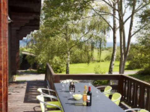 Inviting Holiday Home, Near Cave of Lorette, Namur and Parc Naturel Rgional des Ardennes Hotels in Houyet