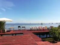 Lake House - breakfast