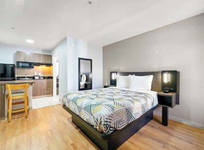 스튜디오 6 애틀랜타 그위닛 플레이스