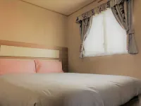 Golden Anchor Holiday Park Hotels near North Sea Observatory, Chapel Point