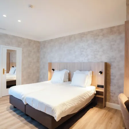 Golden Tree Hotel