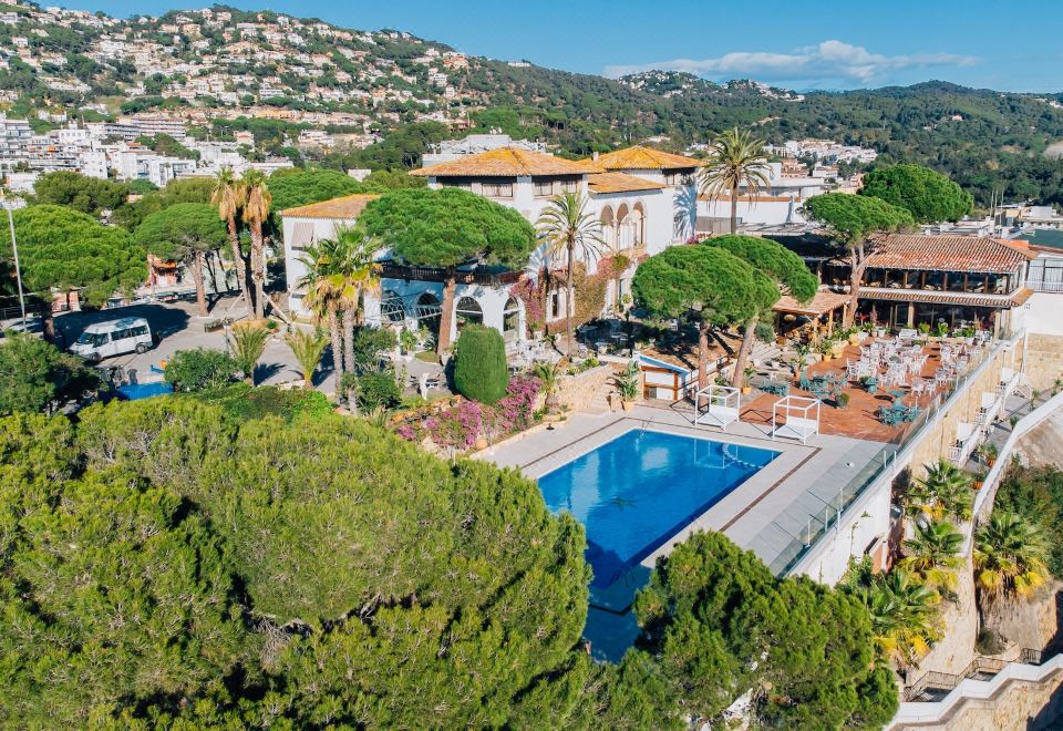 hotel overview picture