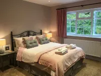 Leafy Suburban Bed and Breakfast Hotel a Rickmansworth
