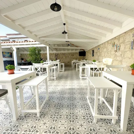 Muzeyyen Hanim Konagi Alacati
