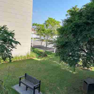 Luxurious 1Bed Studio Self-Check in Free Parking Hotel Exterior