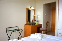 Parnon Hotel - Pet friendly
