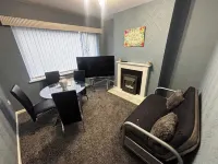 HouseSleeps9-Fireplace-Garden-Bbq-Tv Hotels in Ashton-under-Lyne