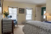 The White Gables Inn Hotels in Fryeburg