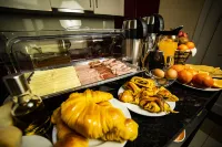 Dukes Corner Guest House - sarapan