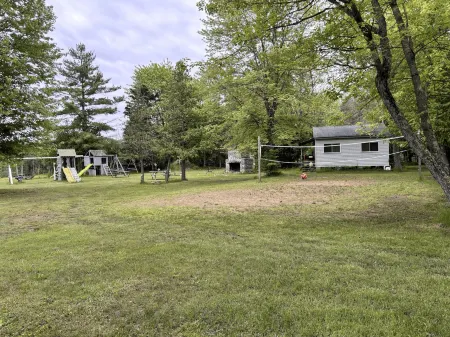 Lakefront Hideaway Resort