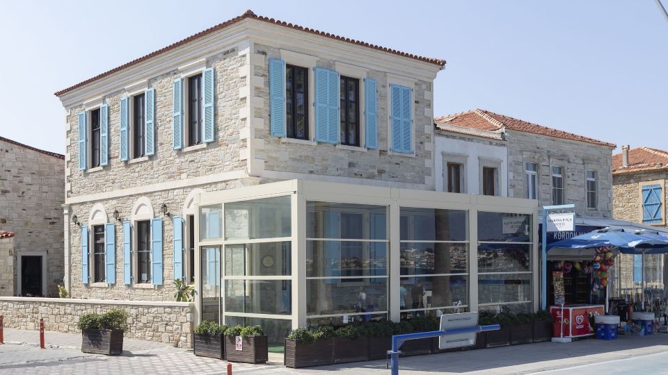 Marina Foça Hotel