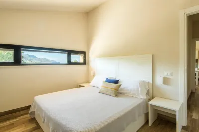 L Ulivo Blu - Two-Bedroom with Seaview Balcony