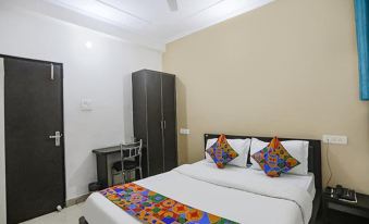 FabHotel Lily Grand