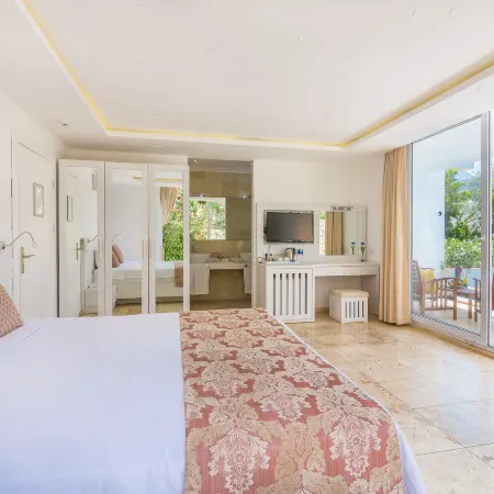 Kalkan Oasis Hotel - Adults Only