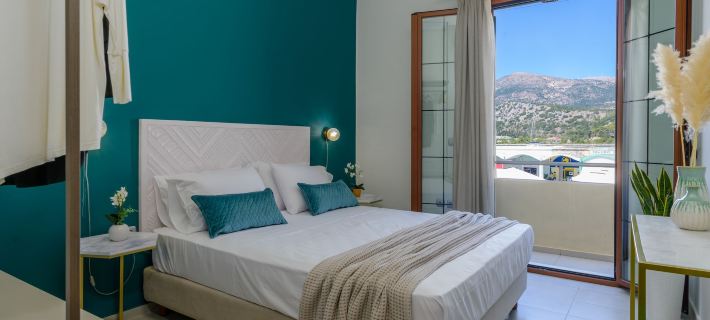 Centro Y Mar! Central Penthouse with Terrace! Hoteles en Argostoli