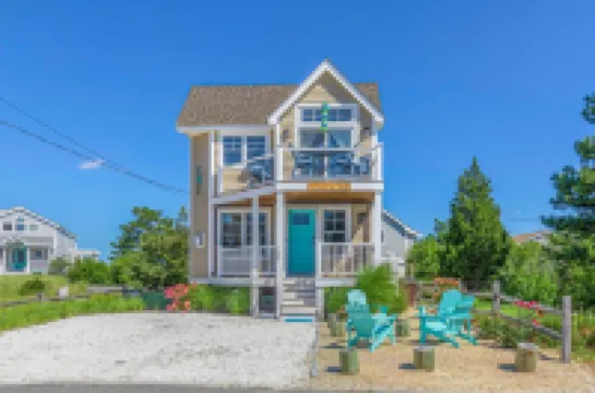 Plovers Nest Hotels in Newburyport