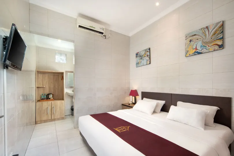 Angkul Angkul Beach Inn Kuta by Kamara