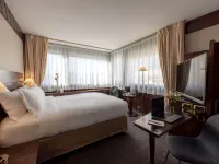 Sofitel Lyon Bellecour Hotels near 2nd arr.