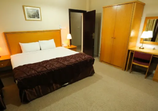 Ltlalat Al Shorouq Hotel Hotels near Mutrah Souq