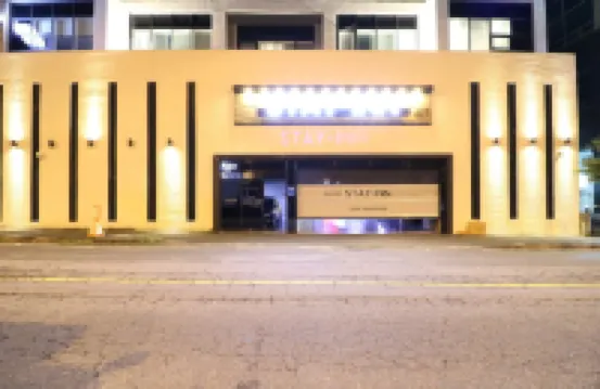 Stay-Inn Hotel