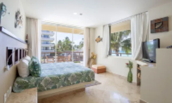 Ixchel Beach Hotel