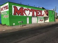 Motel& Hotel Apê Goiânia !!! Hotels in Trindade