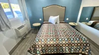Dixie Motel Hotels in Compton
