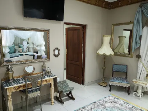 Excalibur Boutique Hotel