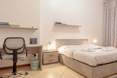 BnButler - Pellegrino Rossi, 42 - Ampio e Comodo Per 5 Hôtels à : Fiera Milano city
