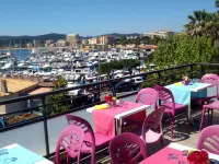 Hôtel Baptistin Hôtels à : Le Lavandou