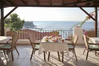 Yalis Hotel - breakfast