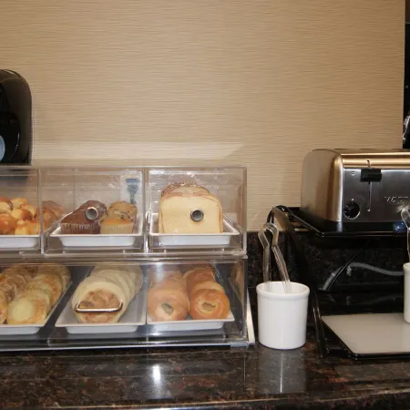 Comfort Inn & Suites Murrieta Temecula Wine Country