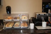 Comfort Inn & Suites Murrieta Temecula Wine Country - Frühstück