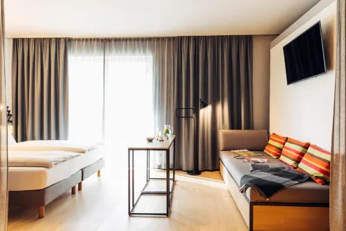 Harry's Home Steyr Hotel & Apartments Photos