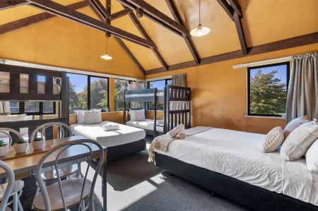 Tasman Holiday Parks - Christchurch Отели рядом со станцией Christchurch Railway Station