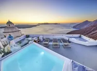 Trieris Villa & Suites - Pools