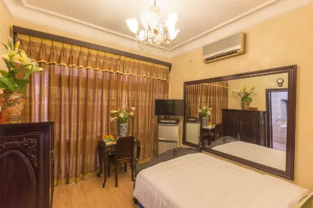 Dragon Hotel