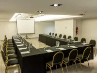 Design Suites Buenos Aires Hotels in der Nähe von Montserrat