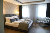 Hotel Zum Weissen Ross Hotel dekat Griechisches Restaurant Archimides