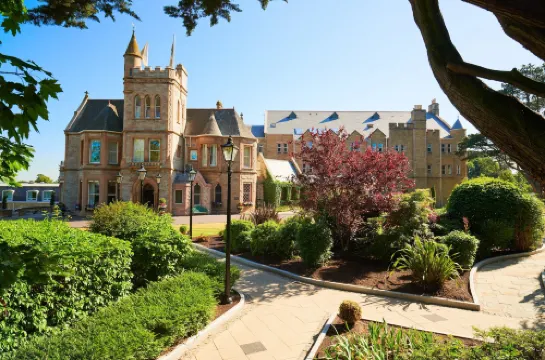 The Culloden Estate and Spa Общественные зоны Photos