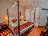 Lavender House Hotels in White River