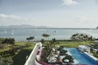 The Ville Resort - Casino - Beach